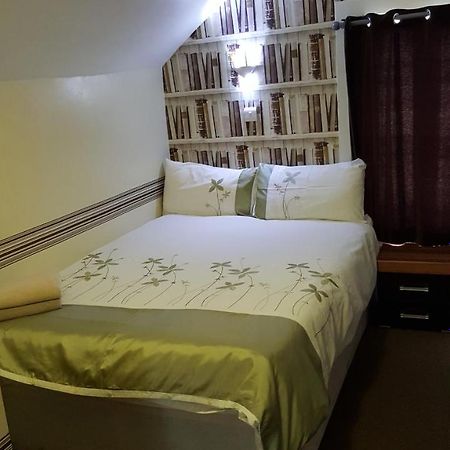 Portsmouth Budget Hotels - All Rooms Are En-Suite Exterior foto