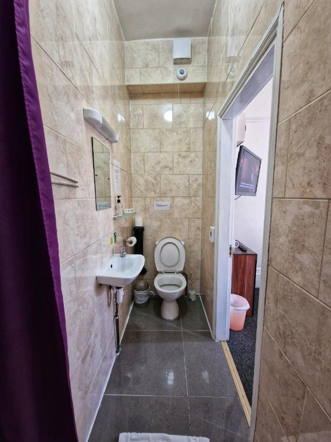 Portsmouth Budget Hotels - All Rooms Are En-Suite Exterior foto